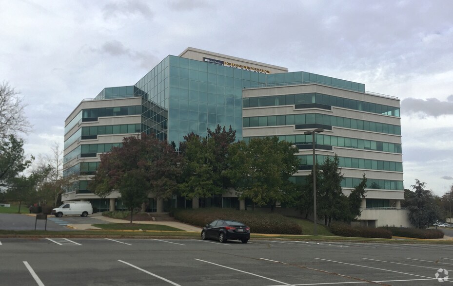 4041 Powder Mill Rd, Beltsville, MD à louer - Photo du bâtiment - Image 1 de 17