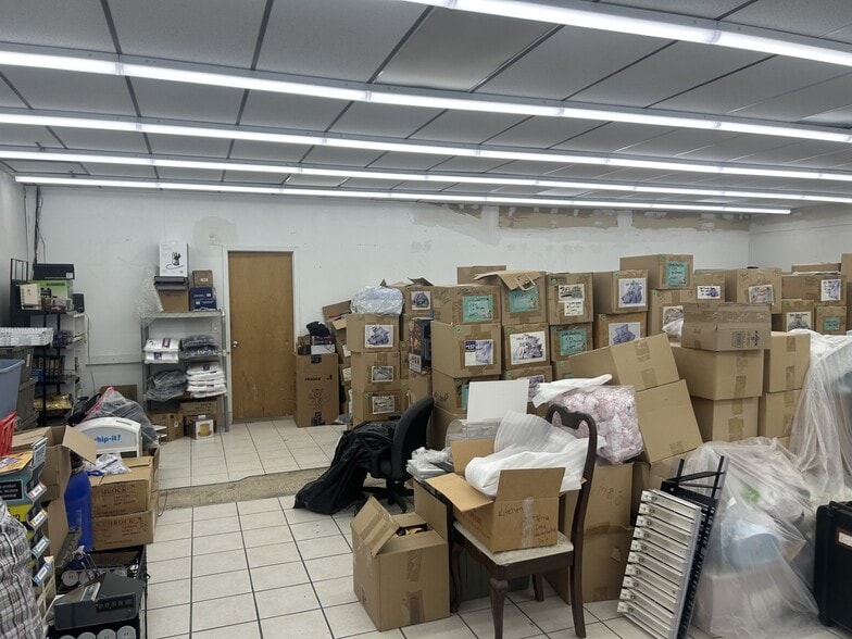 310 W Union Ave, Bound Brook, NJ à louer - Photo du bâtiment - Image 3 de 5