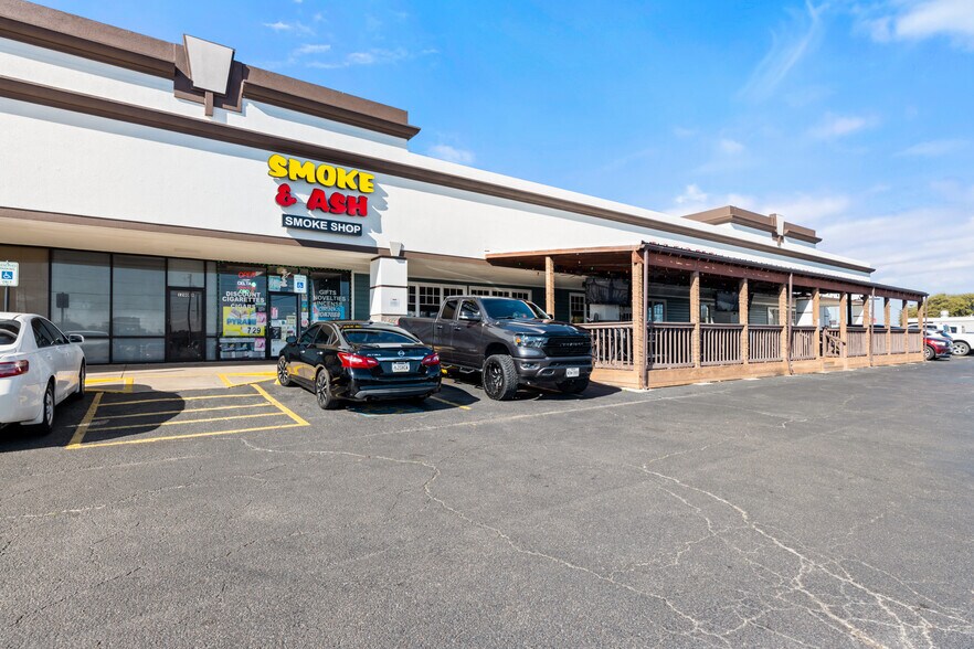 1200 Richland Dr, Waco, TX à louer - Photo du bâtiment - Image 2 de 20