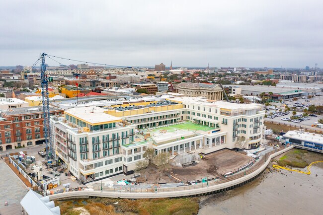 Plus de détails pour 176 Concord St, Charleston, SC - Commerce de détail à louer