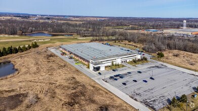 9515 Montrose Rd, Niagara Falls, ON - Aerial map view