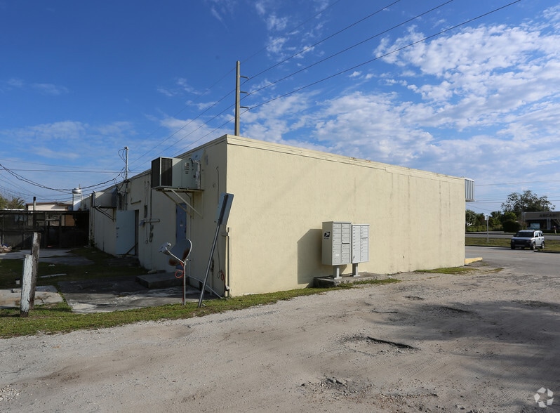 11150-11170 SE Federal Hwy, Hobe Sound, FL for sale - Building Photo - Image 3 of 13