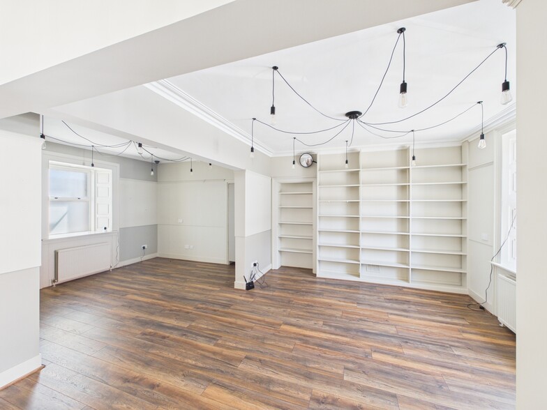 9 Earl Grey St, Mauchline for sale - Building Photo - Image 3 of 6