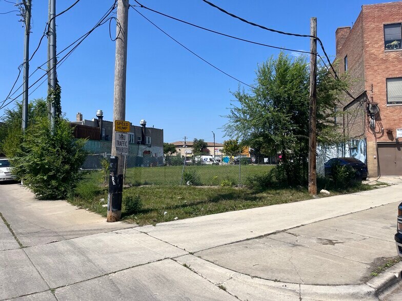 4221-4227 S Archer Ave, Chicago, IL for sale - Building Photo - Image 2 of 3