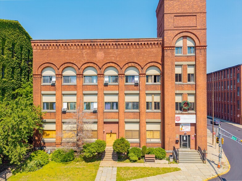 31 Van Houten St, Paterson, NJ à vendre - Photo du bâtiment - Image 2 de 20