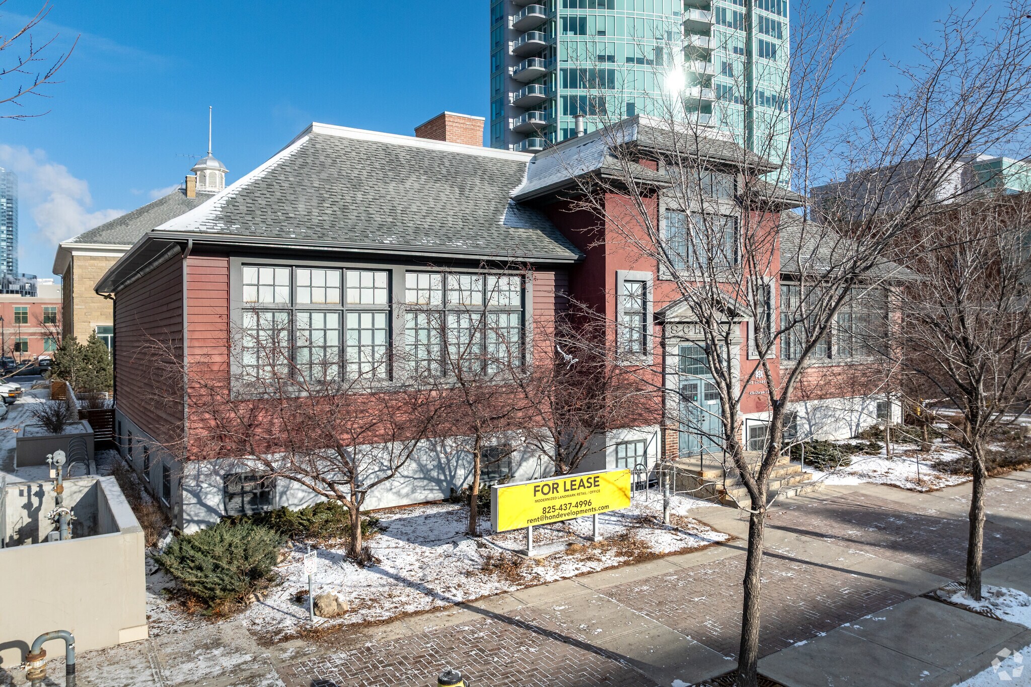 456 12th Ave SE, Calgary, AB à louer Photo du bâtiment- Image 1 de 7