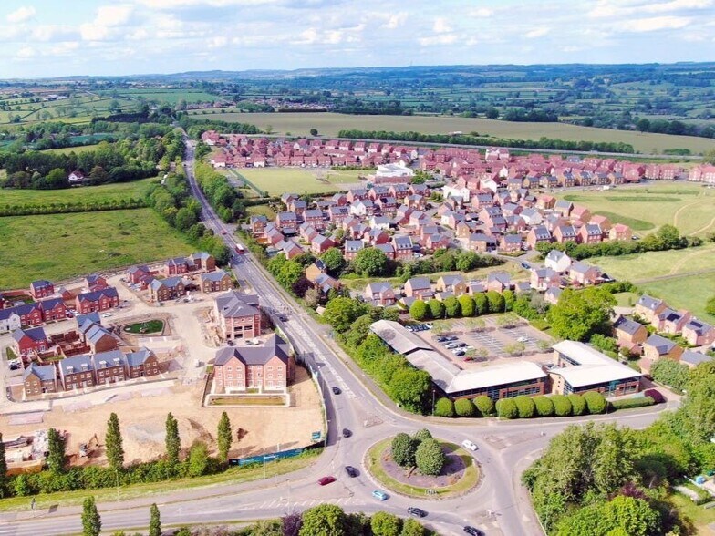 Southam Rd, Banbury à louer - Photo du bâtiment - Image 3 de 8
