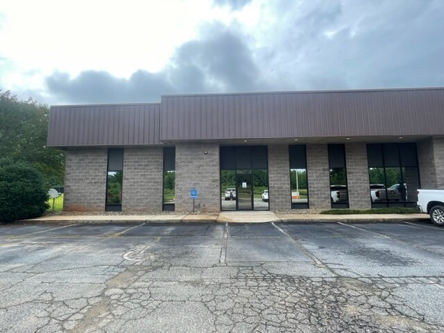 Plus de détails pour 321 Tucapau Rd, Duncan, SC - Local d'activités à louer