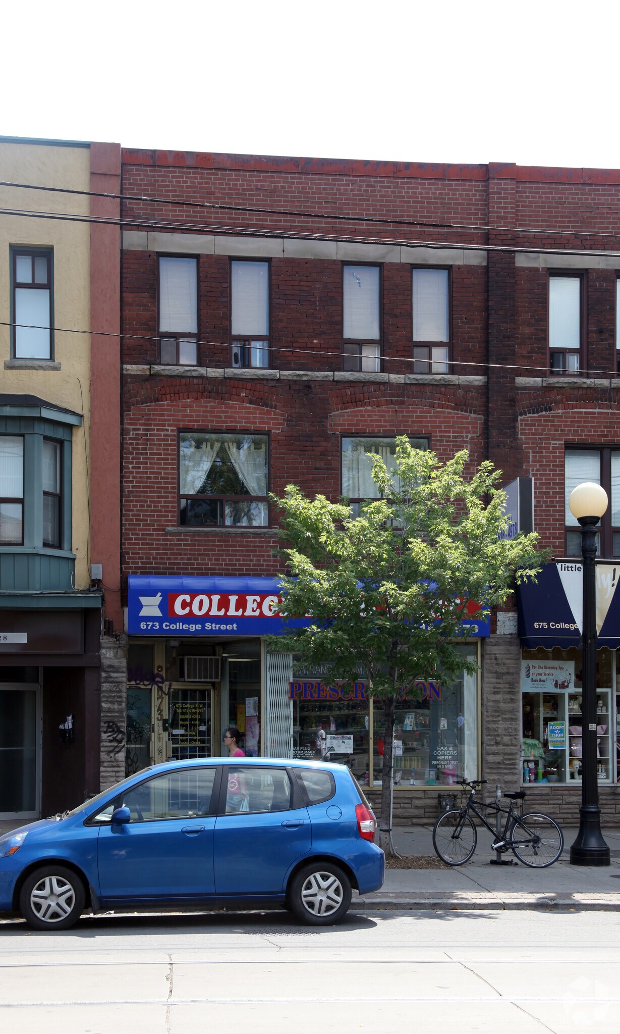 673 College St, Toronto, ON for sale Primary Photo- Image 1 of 1