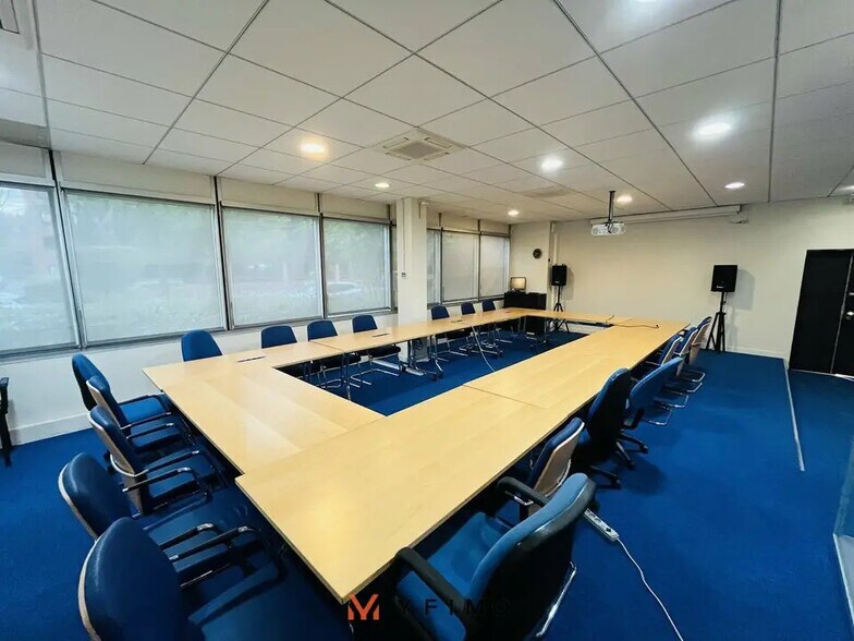 Bureau dans Meudon à louer - Photo intérieure - Image 2 de 7