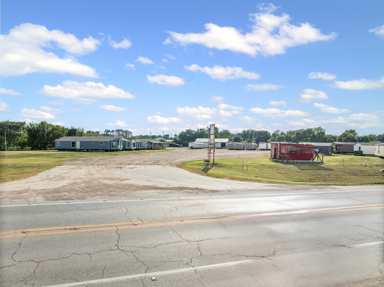 5720 Rendon Bloodworth Rd, Fort Worth, TX for sale - Building Photo - Image 3 of 69