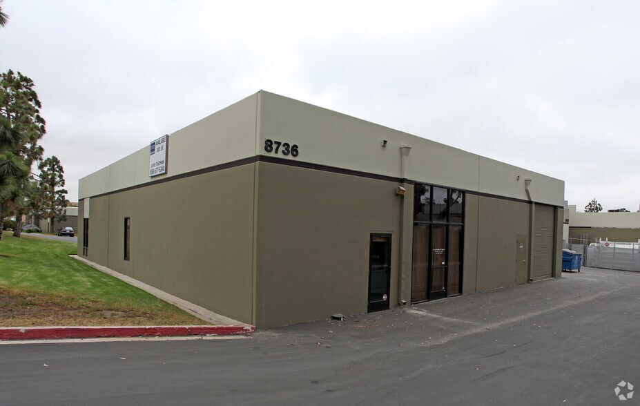 8736 Production Ave, San Diego, CA à louer - Photo du bâtiment - Image 2 de 44