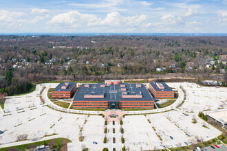 150 N Radnor Chester Rd, Radnor, PA - Aérien  Vue de la carte - Image1