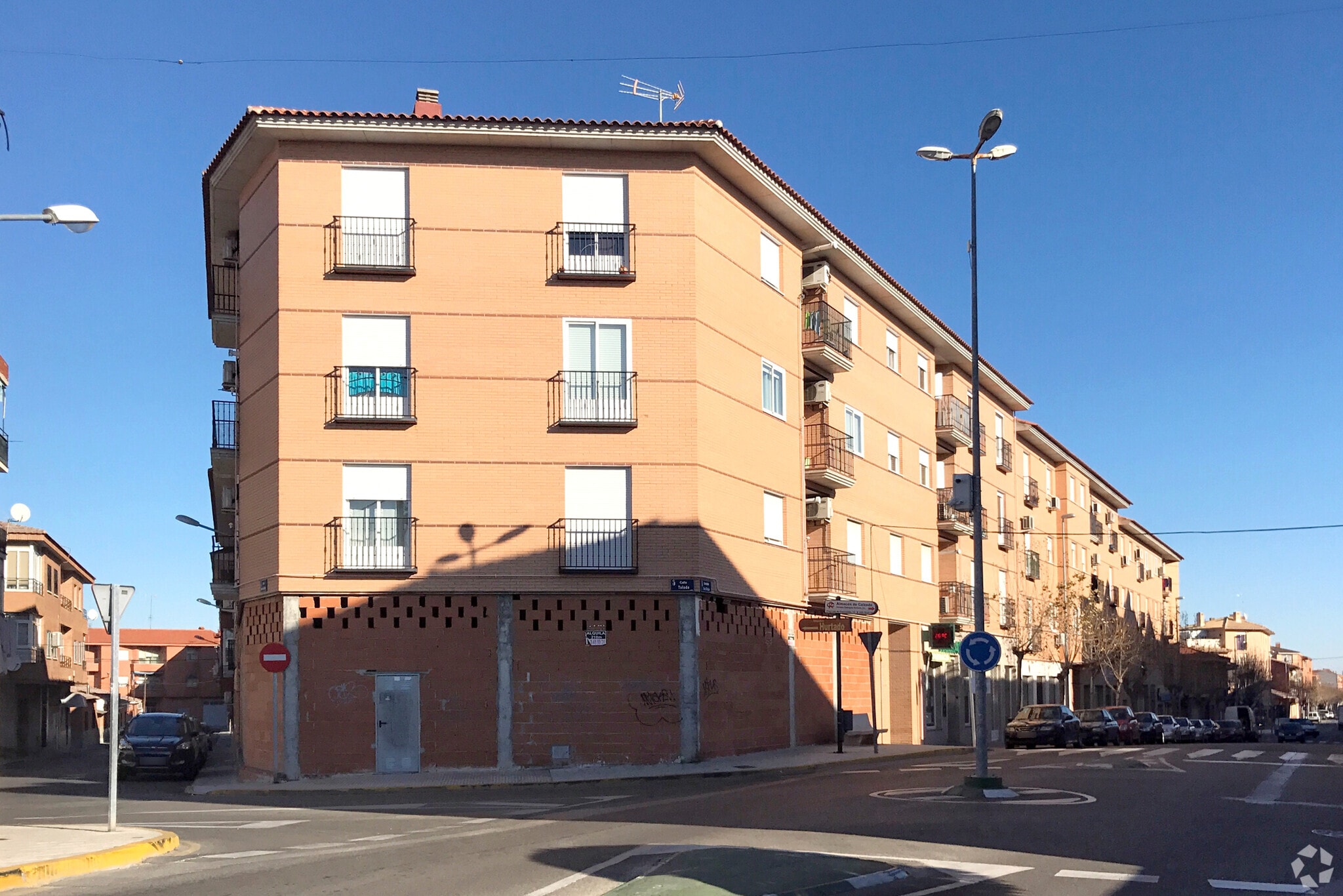 Avenida San Crispín, 59, Fuensalida, Toledo à vendre Photo principale- Image 1 de 3
