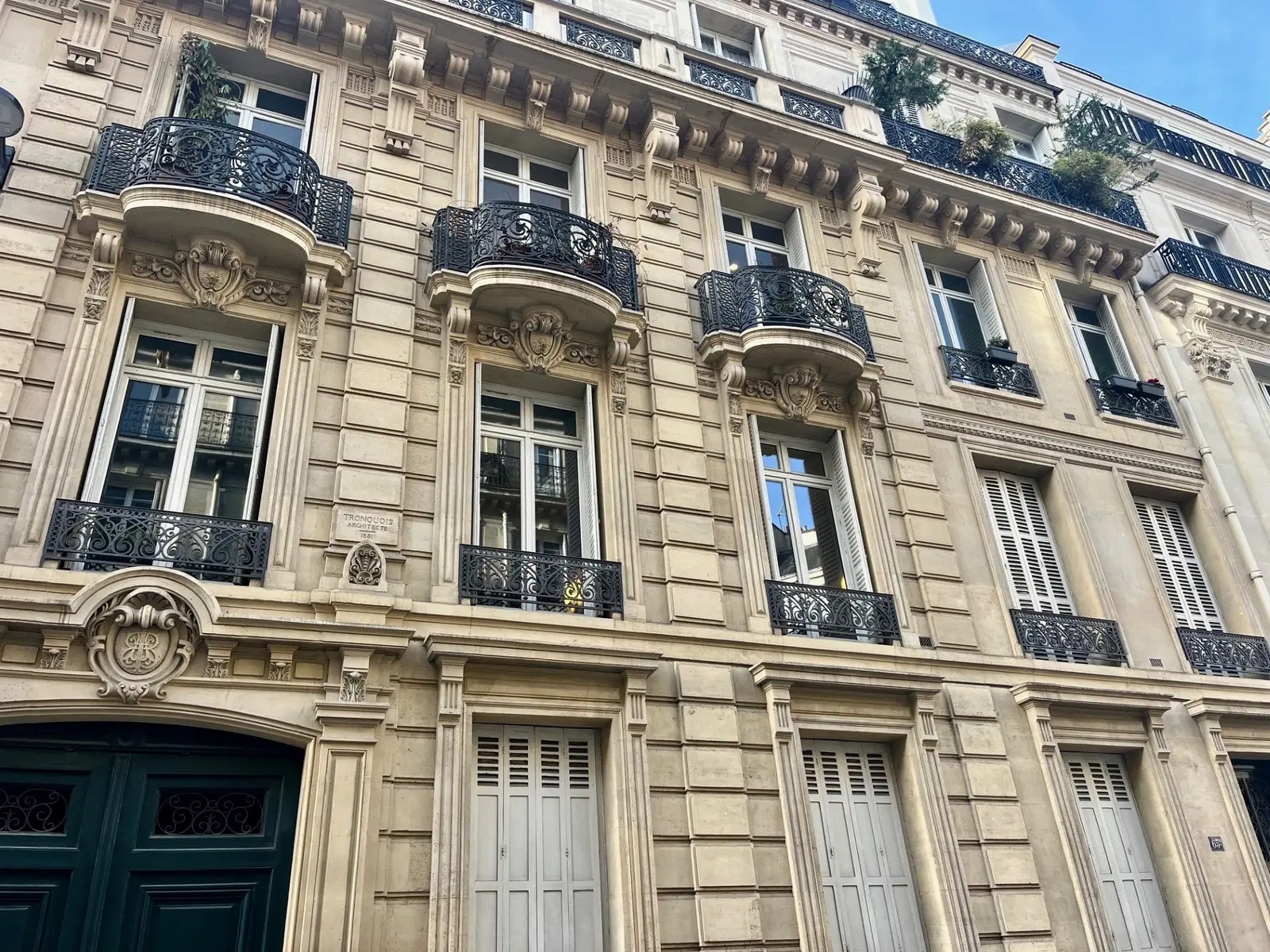 Bureau dans Paris à louer Photo du bâtiment- Image 1 de 8