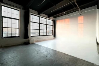 13 Grattan St, Brooklyn, NY for lease Interior Photo- Image 2 of 6