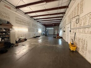 25270 Bernwood Dr, Bonita Springs, FL for lease Building Photo- Image 2 of 4