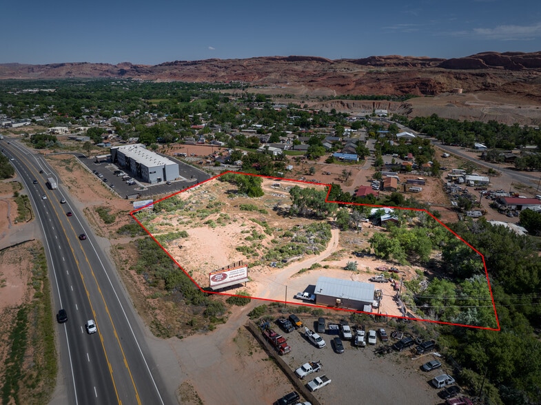 1431 Arnel Ln, Moab, UT à vendre - Photo du bâtiment - Image 1 de 34