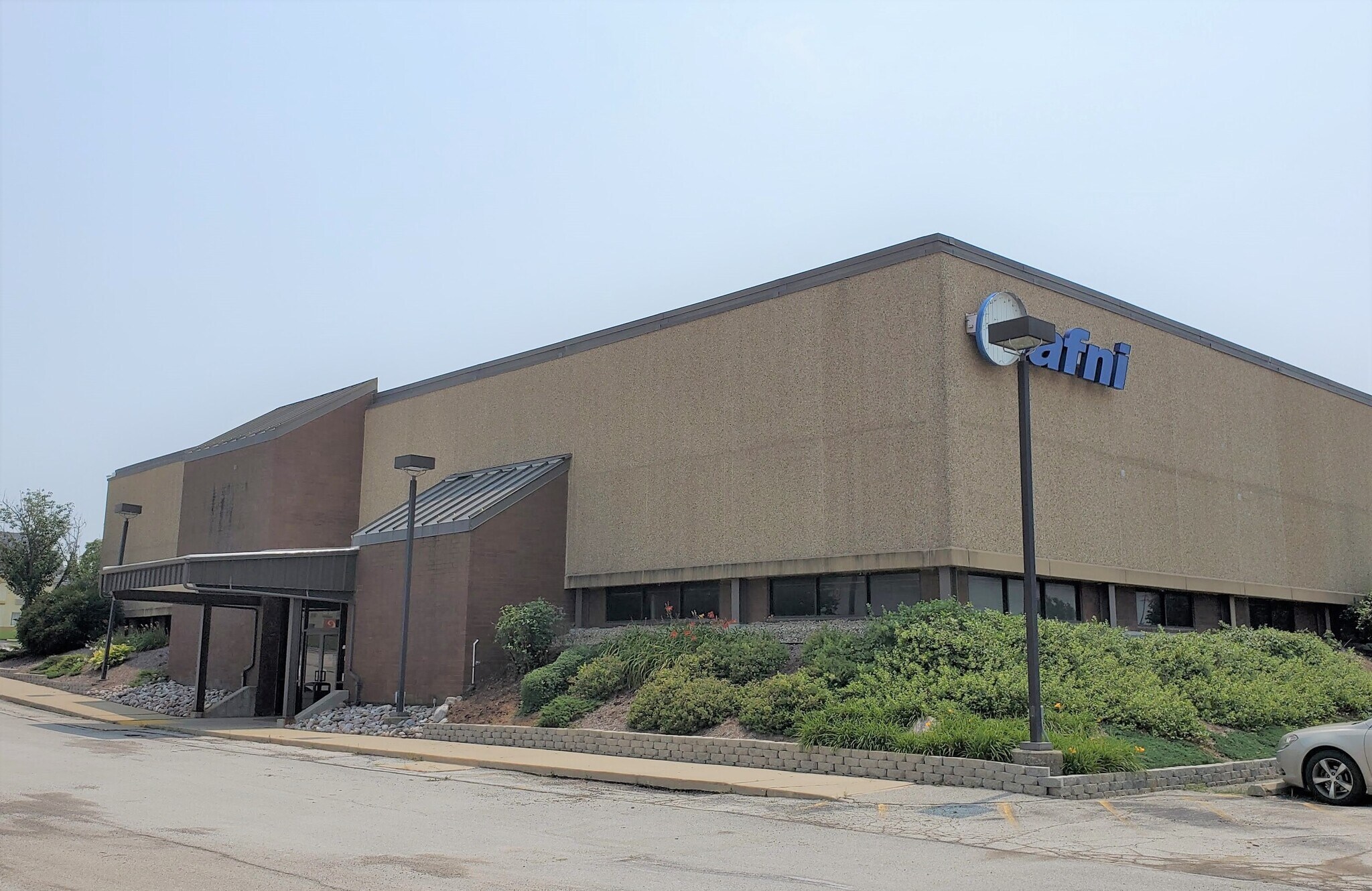 404 Brock Dr, Bloomington, IL for sale Building Photo- Image 1 of 1