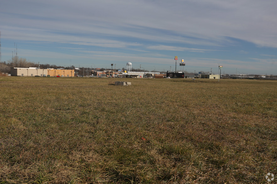 S US 169 Hwy, Saint Joseph, MO for sale - Primary Photo - Image 1 of 1