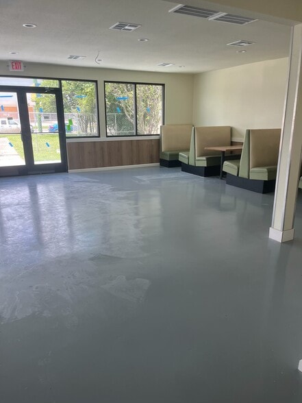 7810 Bellfort Rd, Houston, TX for sale - Building Photo - Image 3 of 10
