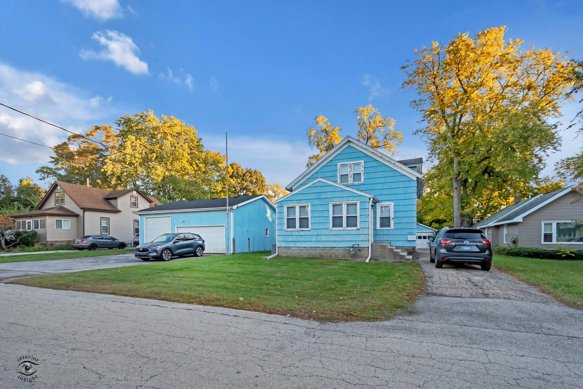 23 Student Housing Portfolio portfolio of 22 properties for sale on LoopNet.ca Primary Photo- Image 1 of 23