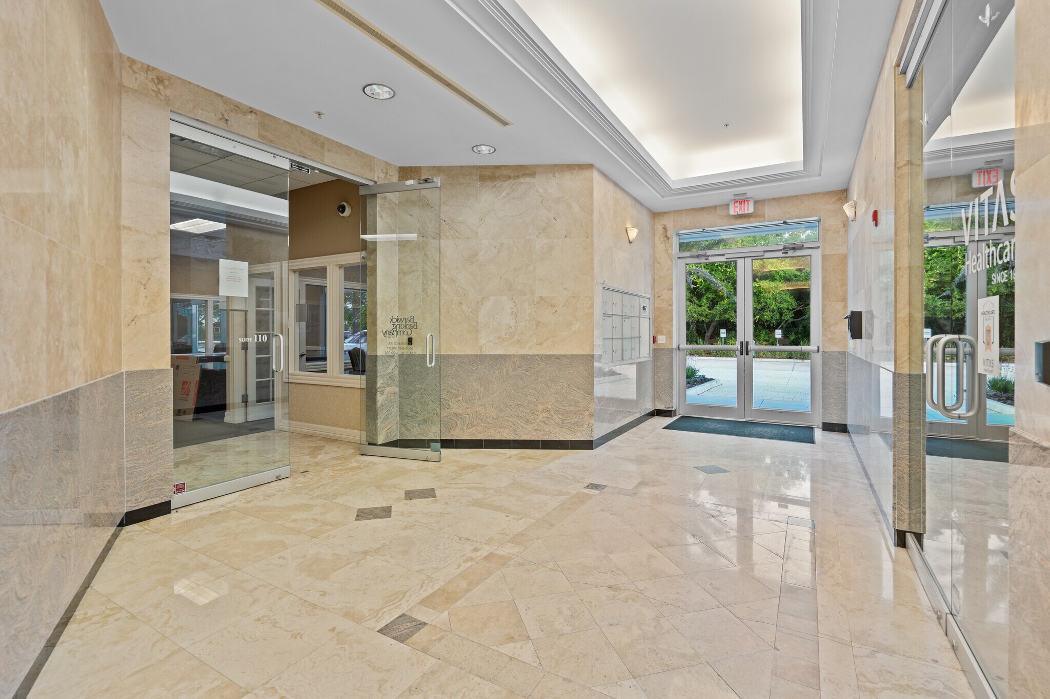 1200 Plantation Island Dr, Saint Augustine, FL for lease Interior Photo- Image 1 of 24
