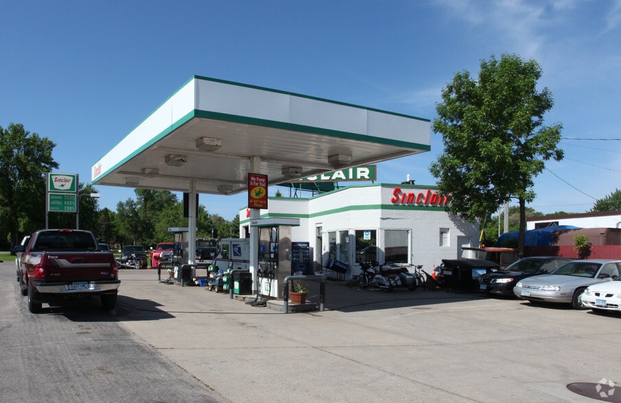 120 Curtis Rd, Champlin, MN for sale - Building Photo - Image 2 of 2