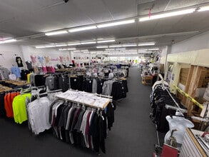 4888 Huntington Dr, Los Angeles, CA à louer Photo du bâtiment- Image 2 de 2