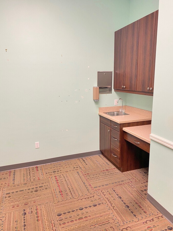 1217 Piper Blvd, Naples, FL 34110 - Unité 101 -  - Photo intérieure - Image 2 of 10