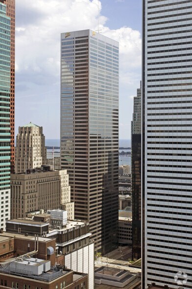 199 Bay St, Toronto, ON à louer - Photo du bâtiment - Image 2 de 18
