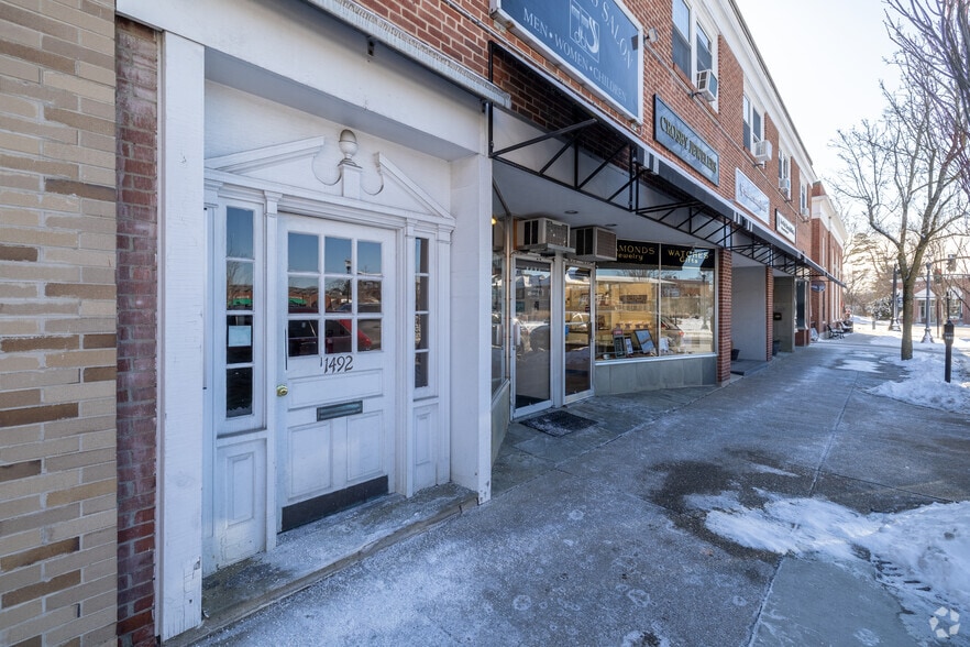 1492 Highland Ave, Needham, MA for lease - Building Photo - Image 2 of 4