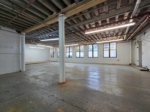 130 Palmetto St, Brooklyn, NY for lease Interior Photo- Image 2 of 8