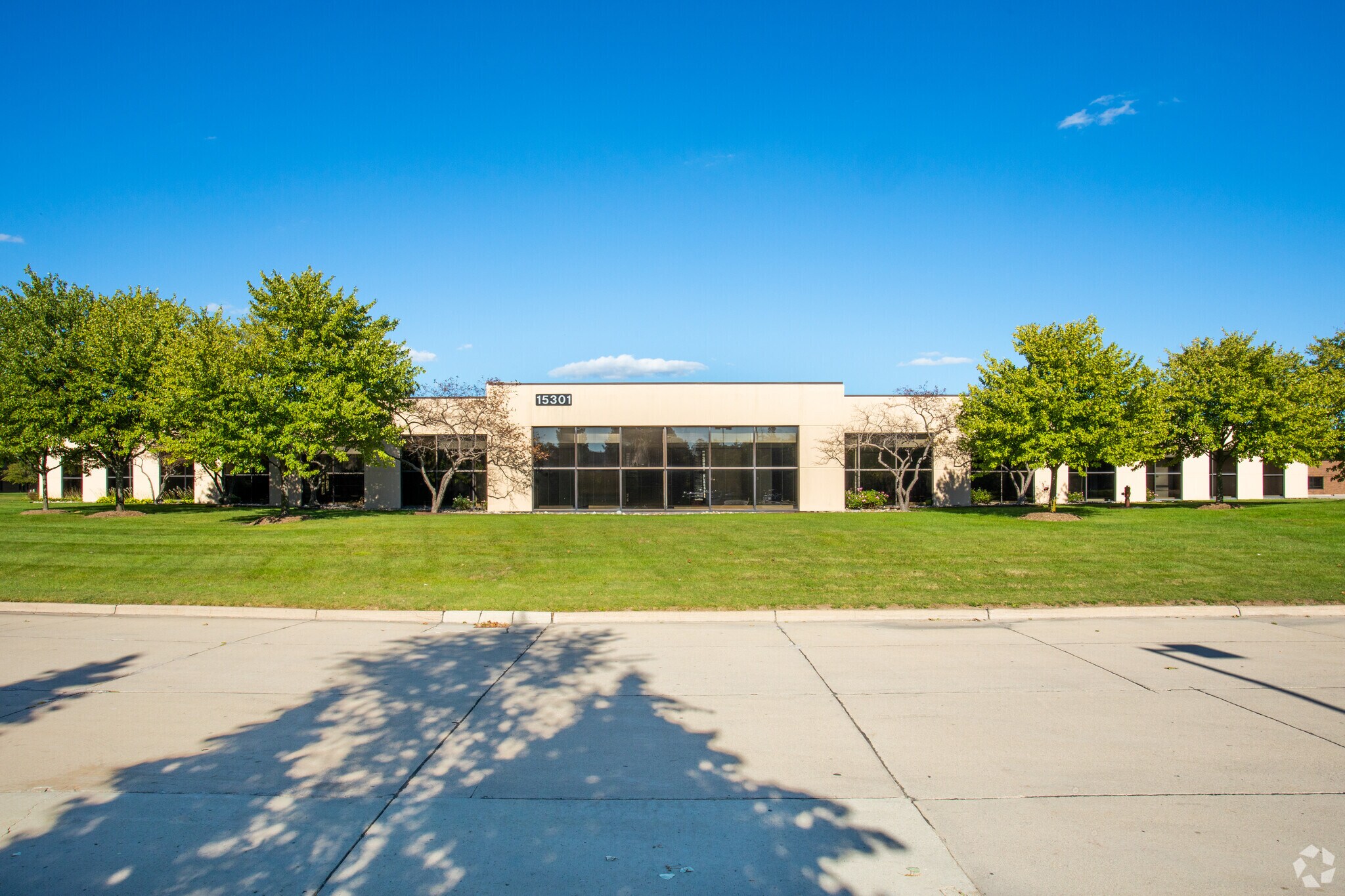 15301 Mercantile Dr, Dearborn, MI for lease Primary Photo- Image 1 of 6