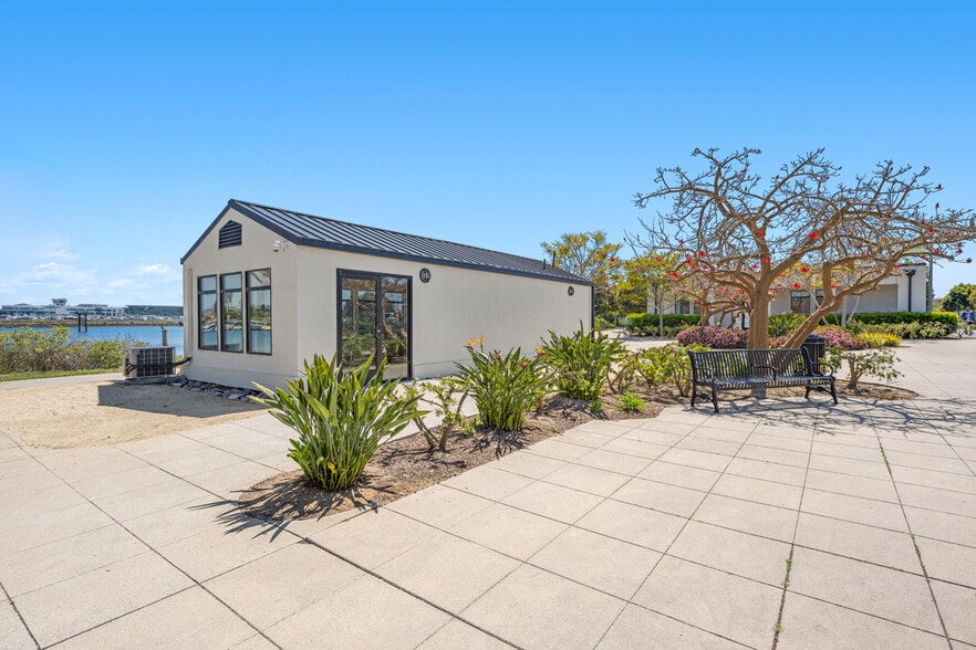 2885 Historic Decatur Rd, San Diego, CA for lease - Building Photo - Image 1 of 8