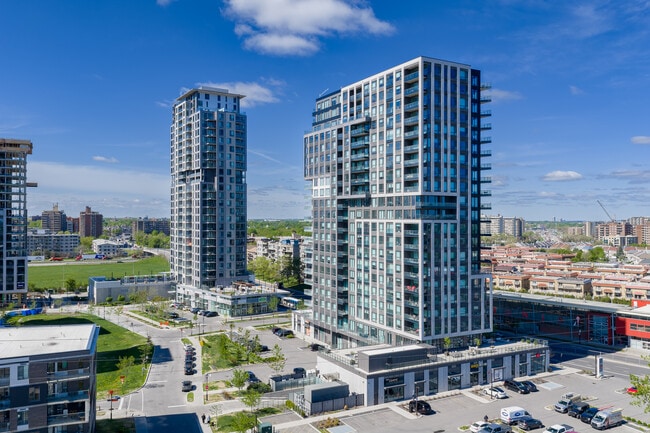 Plus de détails pour 2100-2220 Sauvé Rue O, Mont-Royal, QC - Commerce de détail à louer