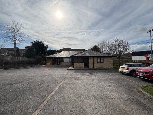 1 Thornbridge Mews, Bradford for sale - Building Photo - Image 2 of 8