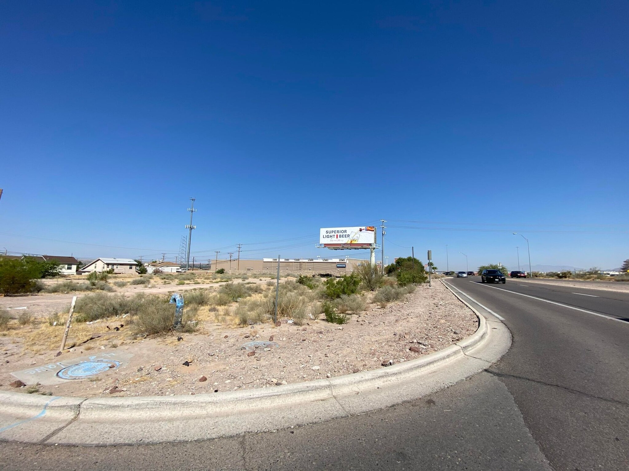 S Desert Blvd, El Paso, TX for sale Building Photo- Image 1 of 1