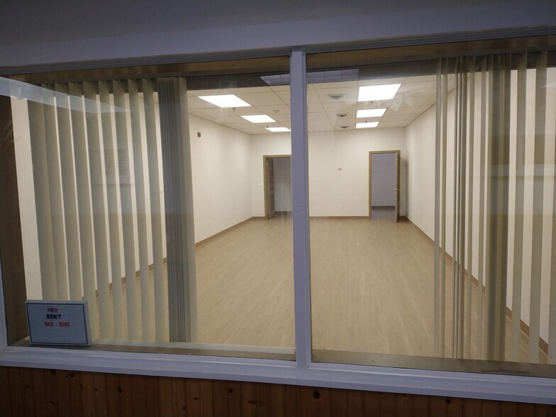 140 Point Judith Rd, Narragansett, RI à louer - Photo du bâtiment - Image 2 de 27