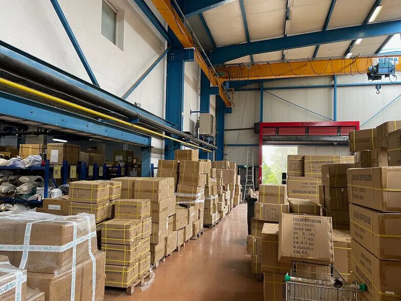 Industriel dans Signes à louer - Photo intérieure - Image 2 de 4