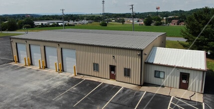 27 Feick Industrial Dr, Hamburg, PA for lease Building Photo- Image 2 of 6