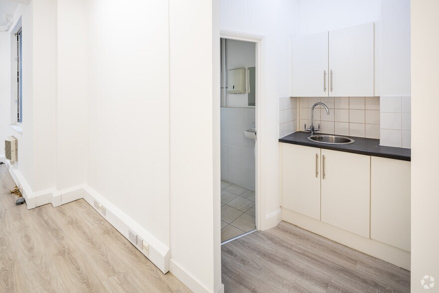 19 Margaret St, Londres à louer - Photo intérieure - Image 2 de 9