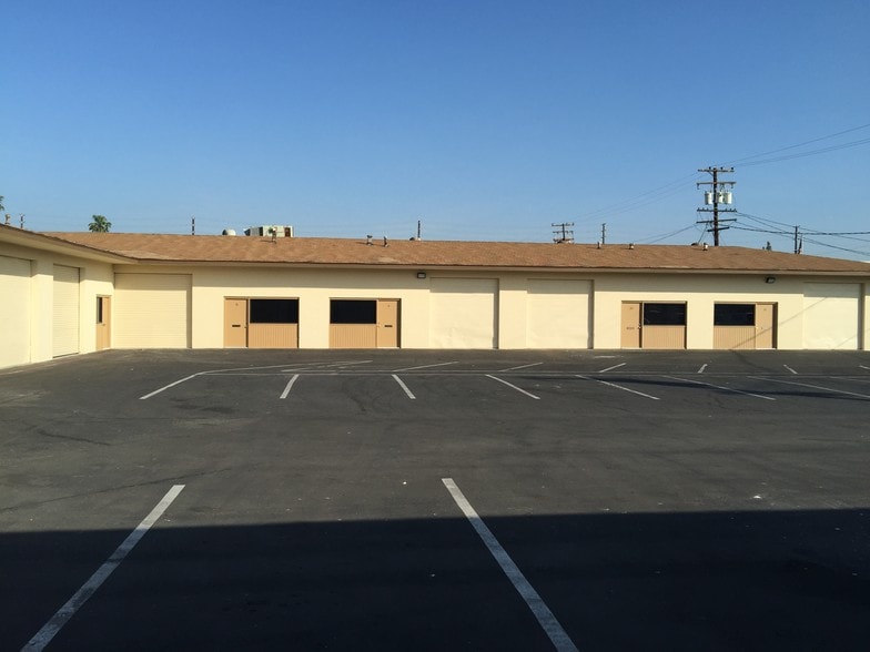 1214 N Parker St, Orange, CA for lease - Building Photo - Image 2 of 3