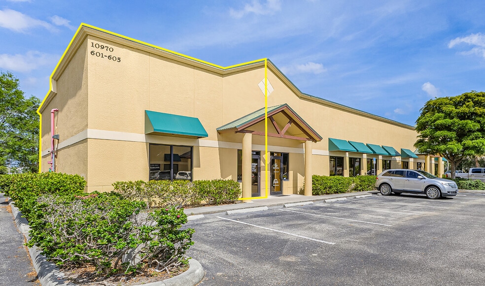 10970 S Cleveland Ave, Fort Myers, FL for lease - Building Photo - Image 1 of 8