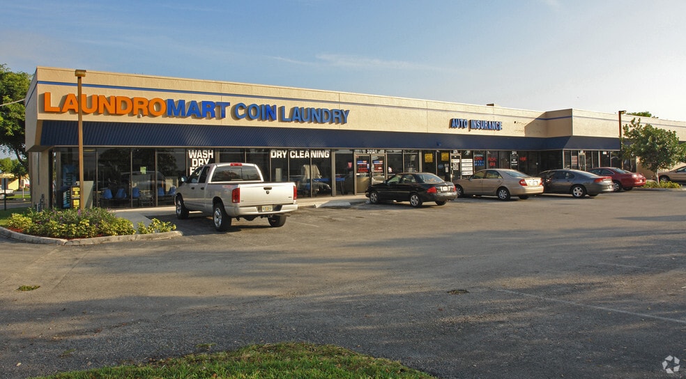 4960 N Dixie Hwy, Fort Lauderdale, FL for lease - Building Photo - Image 2 of 11