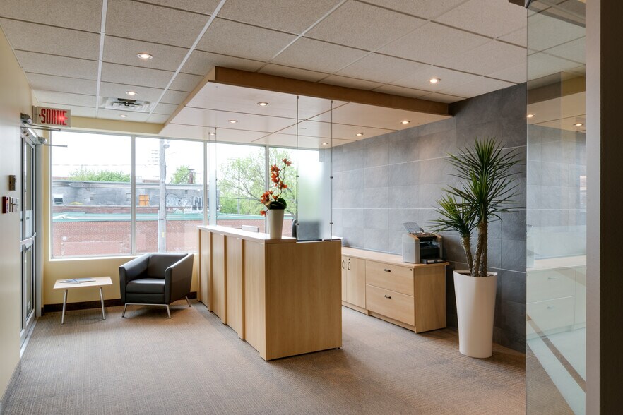 2250-2300 Av Bennett, Montréal, QC for lease - Interior Photo - Image 3 of 7