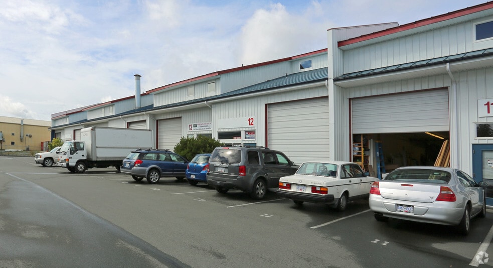 2075 W Henry Ave, Sidney, BC for lease - Building Photo - Image 3 of 6