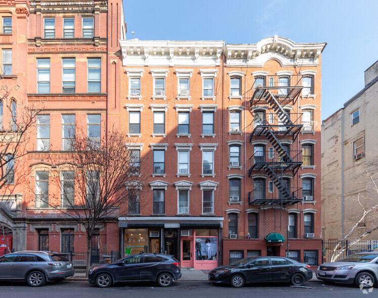 44 E 1st St, New York, NY for lease - Primary Photo - Image 1 of 18