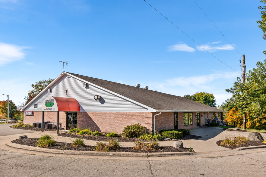 N8055 French Rd, Seymour, WI for sale - Building Photo - Image 1 of 53