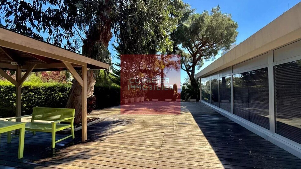71 Avenue Du Roi Albert 1er, Cannes à vendre - Photo du bâtiment - Image 3 de 19